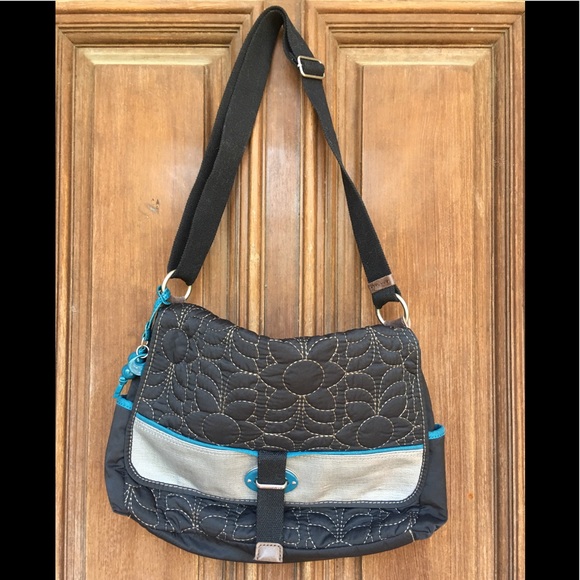 Fossil Handbags - NWOT Keyper Quilted Nylon Messenger Bag by Fossil Fossil Handbags - NWOT Keyper Quilted Nylon Messenger Bag by Fossil